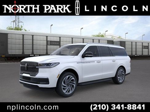 New 2026 Lincoln Navigator L Premier image 1