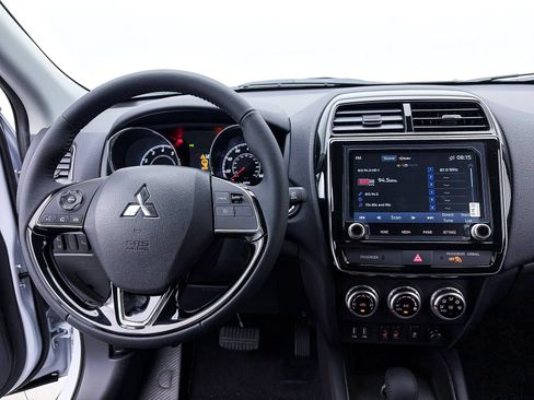 New 2026 Mitsubishi Outlander Sport SE AWD/4WD image 10