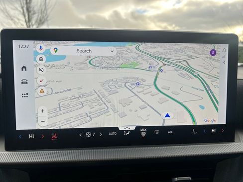 Certified 2025 Ford Explorer ST-Line image 28