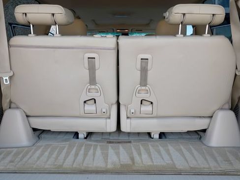 Used 2013 Lexus LX 570 4WD w/ Luxury Pkg w/Pre-crash image 48