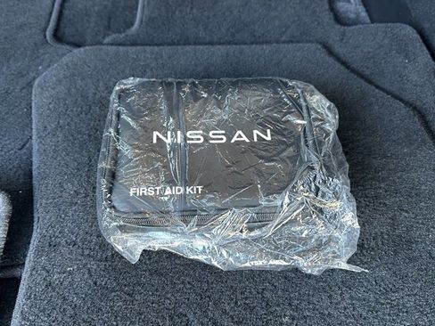 Certified 2022 Nissan Rogue SV image 18