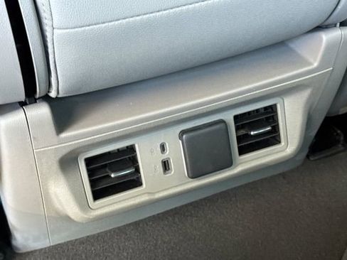 Used 2025 GMC Sierra 1500 SLT AWD/4WD image 44