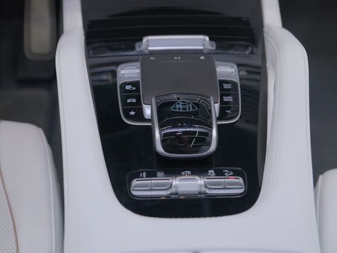 Used 2022 Mercedes-Benz Maybach GLS 600 4MATIC image 74