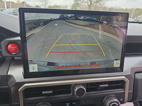 Used 2024 Toyota Tacoma TRD Sport image 25