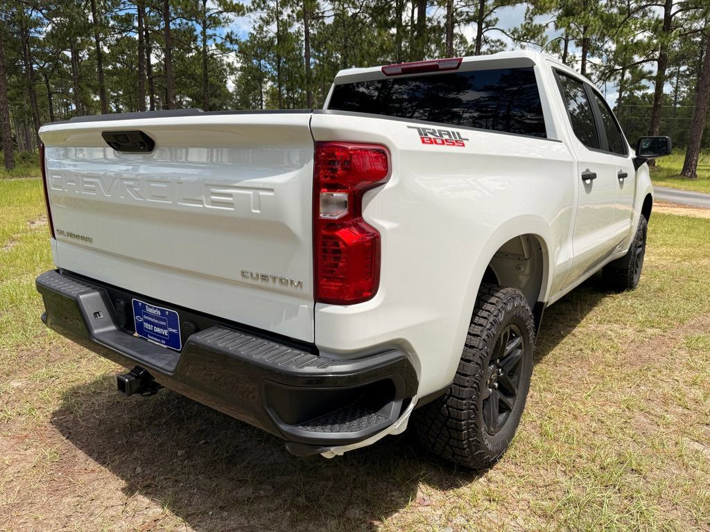 New 2026 Chevrolet Silverado 1500 Custom Trail Boss AWD/4WD image 5