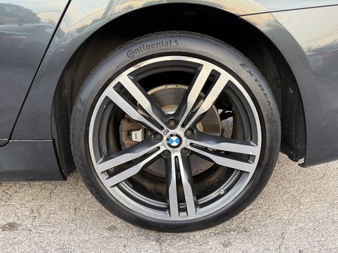 Used 2018 BMW 740i RWD image 28