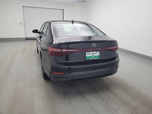 Used 2025 Volkswagen Jetta Sport FWD image 6