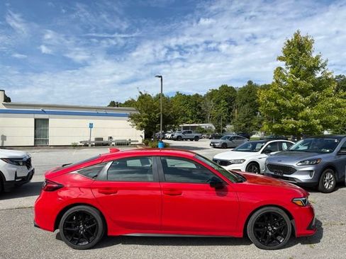 Used 2022 Honda Civic Sport image 11