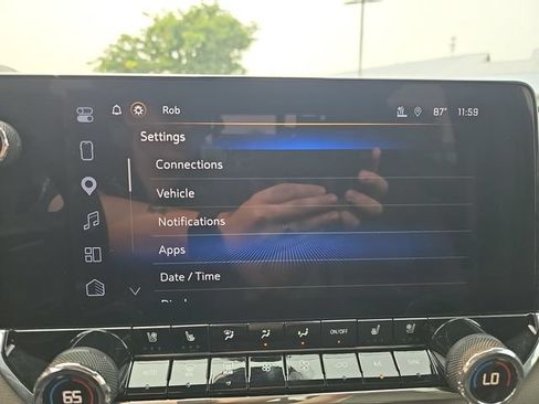 Used 2025 Chevrolet Colorado ZR2 AWD/4WD image 16