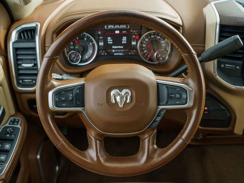 Used 2023 RAM 3500 Laramie AWD/4WD image 36