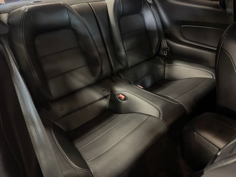 Used 2022 Ford Mustang GT Premium w/ Black Accent Package RWD image 26