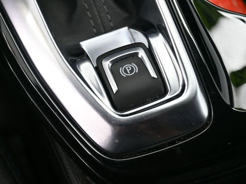 Used 2025 Chevrolet Trax LT FWD image 30