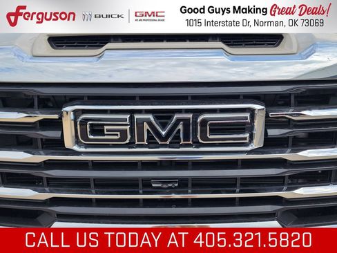 New 2026 GMC Sierra 2500 SLE w/ SLE Value Package; AWD/4WD image 9