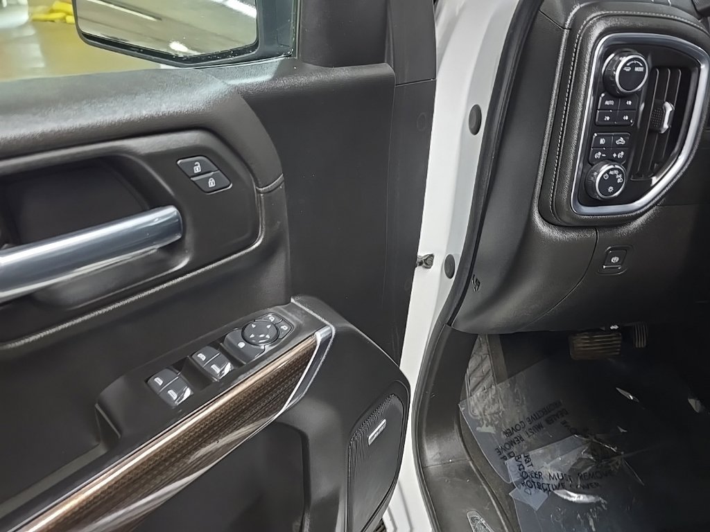 Used 2021 Chevrolet Silverado 1500 LT Trail Boss w/ Convenience Package II AWD/4WD image 29