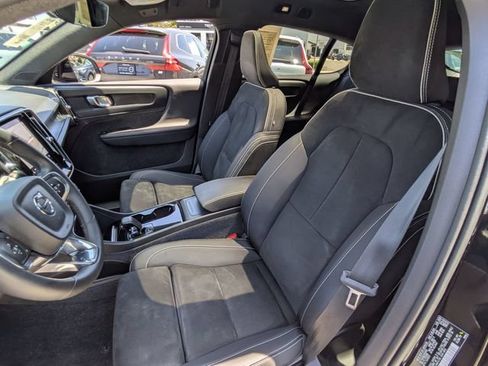 Used 2023 Volvo C40 P8 Recharge Plus w/ Protection Package Premier AWD/4WD image 12