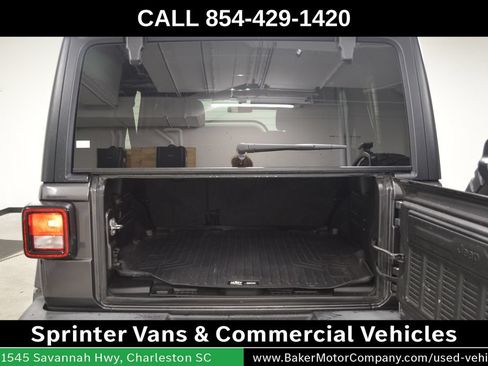 Used 2022 Jeep Wrangler Unlimited Sport AWD/4WD image 36