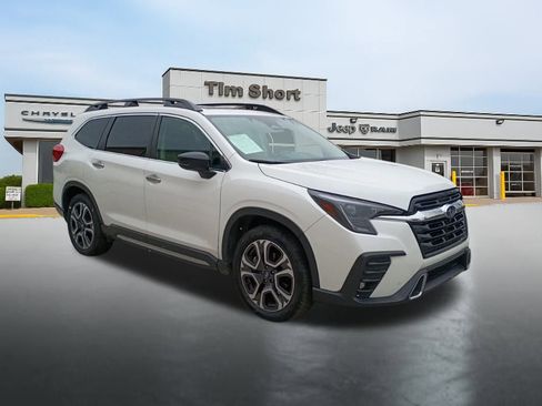 Used 2024 Subaru Ascent Touring image 7