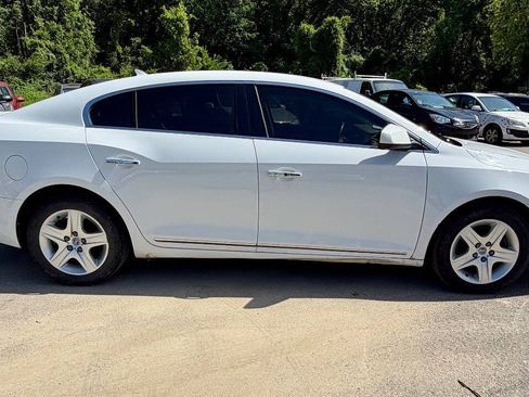 Used 2010 Buick LaCrosse CX FWD image 5