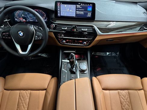 Certified 2023 BMW 530i w/ Convenience Package image 16