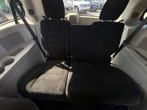 Used 2015 Dodge Grand Caravan SE w/ Quick Order Package 29E SE image 17