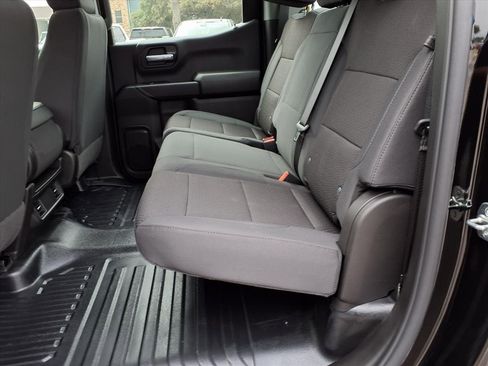 New 2026 Chevrolet Silverado 1500 W/T image 9