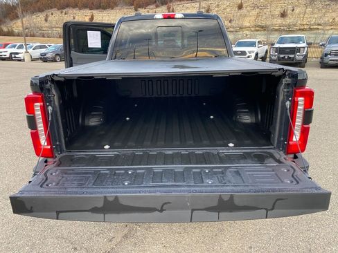 Used 2023 Ford F250 Lariat w/ Sport Appearance Package image 24