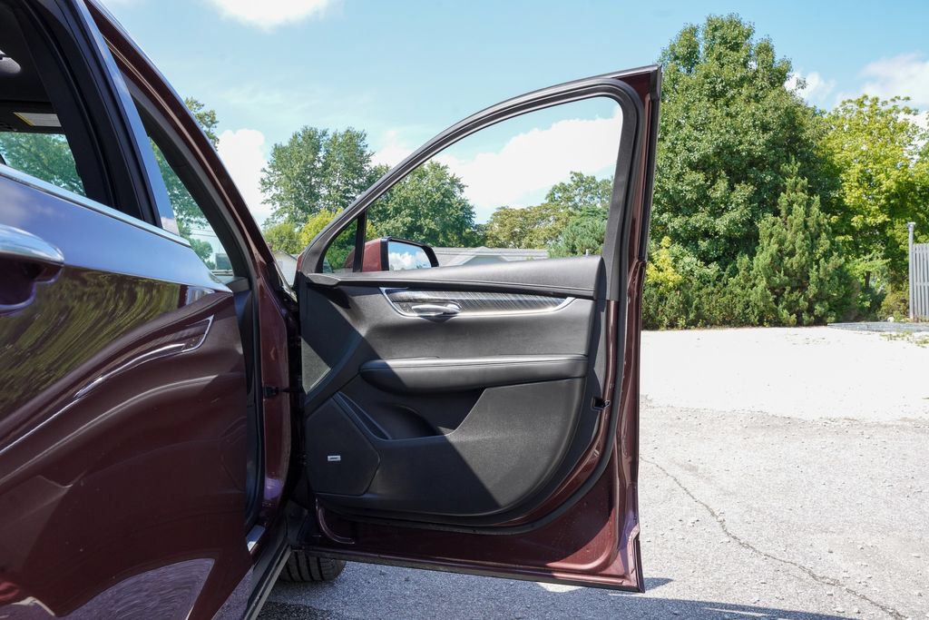 Used 2022 Cadillac XT6 Premium Luxury AWD/4WD image 40