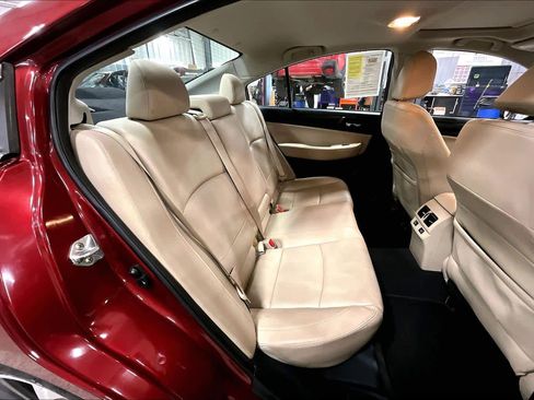 Used 2017 Subaru Legacy 2.5i Limited image 19