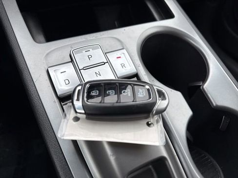 Used 2023 Hyundai Kona SE w/ Cargo Package image 31