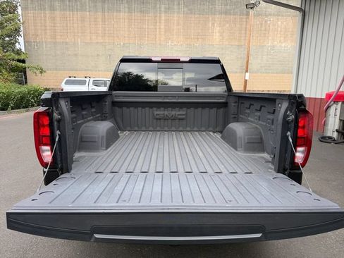 Used 2024 GMC Sierra 1500 Elevation w/ Elevation Premium Package AWD/4WD image 23