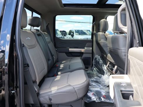 New 2026 Ford F350 Platinum w/ Platinum Plus Package AWD/4WD image 39