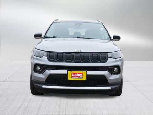 Used 2022 Jeep Compass Limited image 2