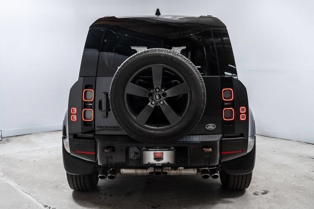 Used 2023 Land Rover Defender 110 V8 AWD/4WD image 6