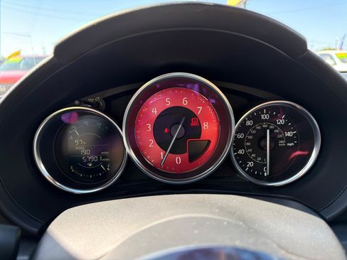Used 2018 MAZDA MX-5 Miata Grand Touring RWD image 14