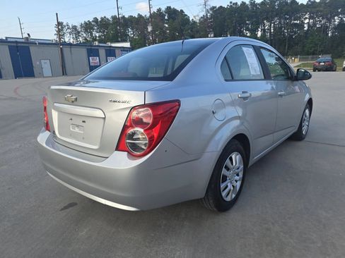 Used 2013 Chevrolet Sonic LS FWD image 34