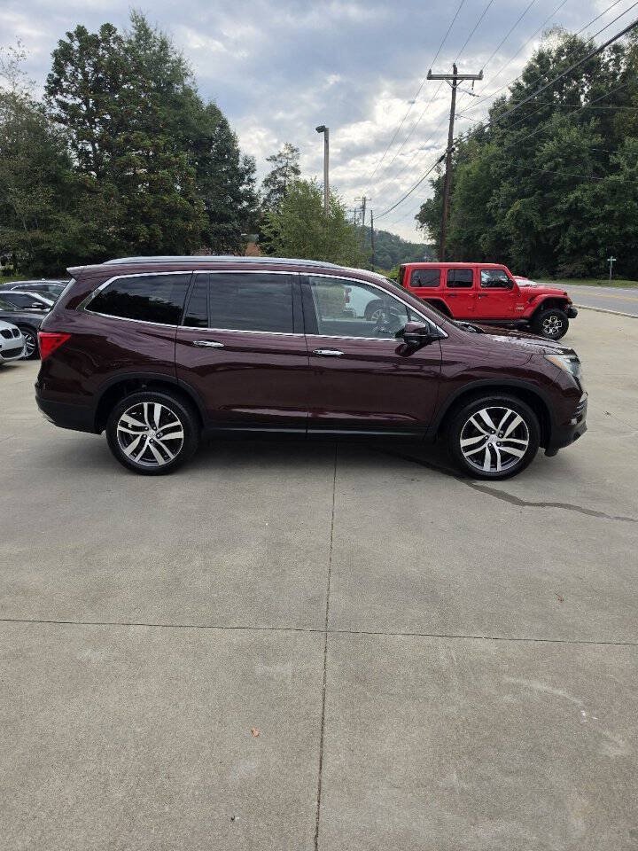 Used 2017 Honda Pilot Touring image 6