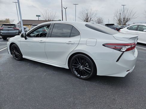 Used 2023 Toyota Camry XSE image 5