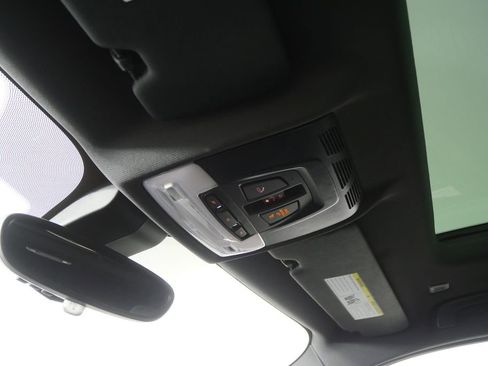 Certified 2023 BMW X2 sDrive28i w/ M Sport Package image 21