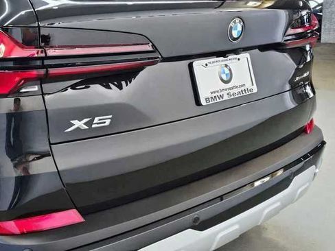 Used 2026 BMW X5 xDrive40i AWD/4WD image 7