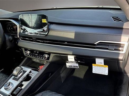 New 2025 Mitsubishi Outlander SEL image 26