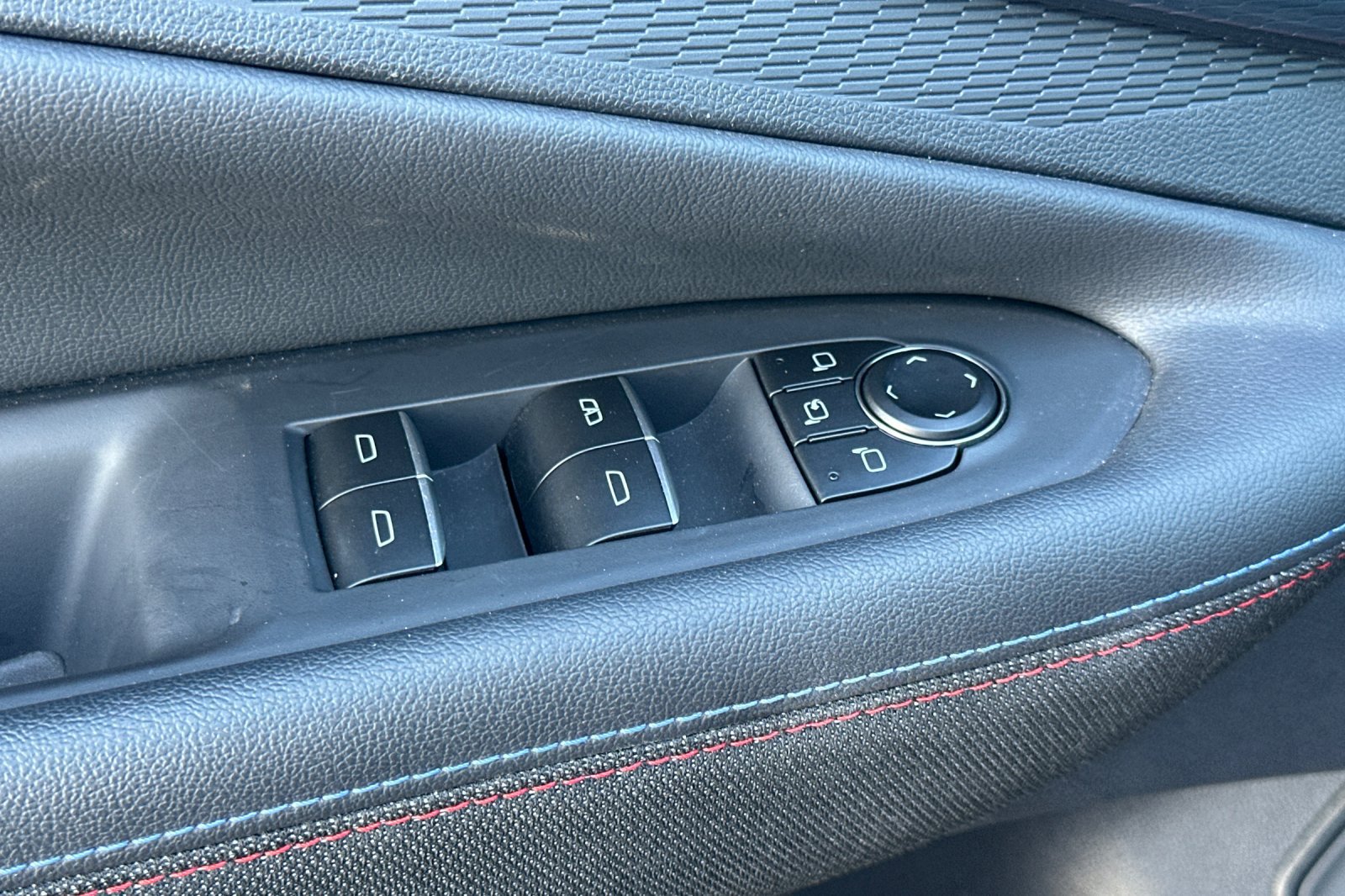 Used 2026 Chevrolet Blazer EV RS FWD image 12
