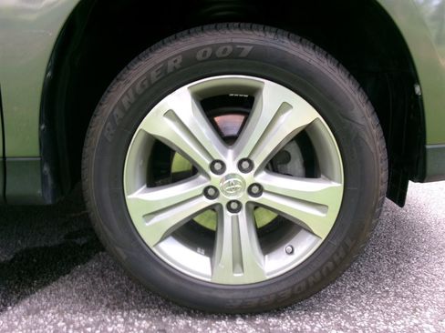 Used 2012 Toyota Highlander Limited w/ Tow Pkg FWD image 48