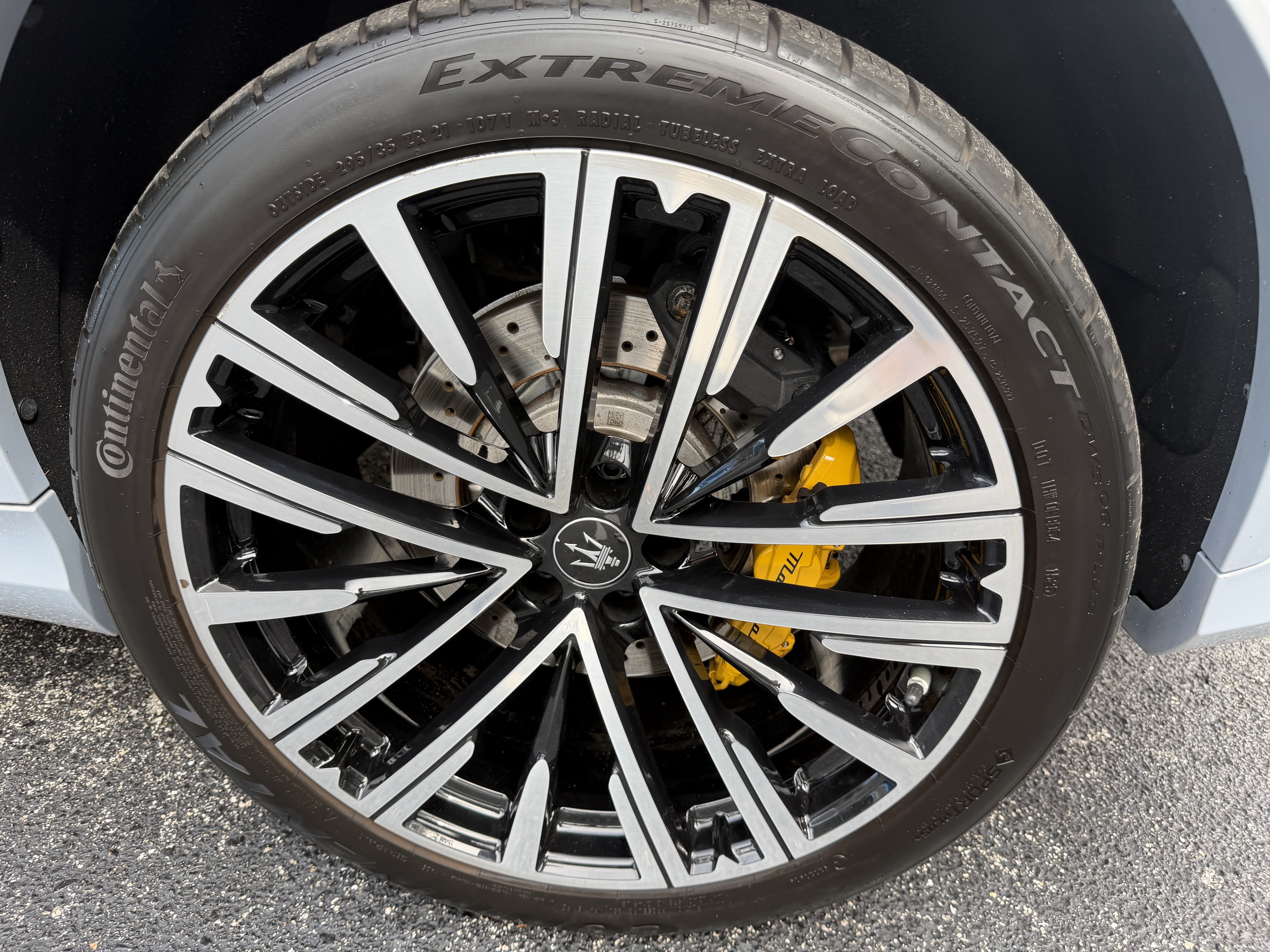 Used 2024 Maserati Grecale Trofeo AWD/4WD image 9