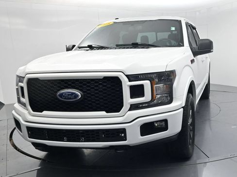 Used 2018 Ford F150 XLT w/ Equipment Group 302A Luxury AWD/4WD image 3