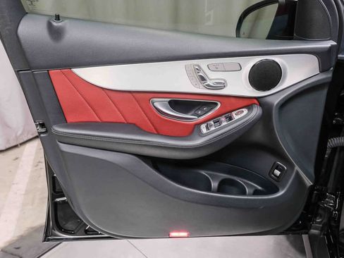 Certified 2022 Mercedes-Benz GLC 300 image 20