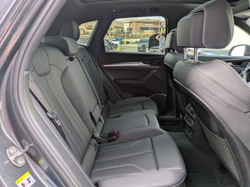 Certified 2024 Audi Q5 2.0T Premium w/ Summer of Audi Package image 27