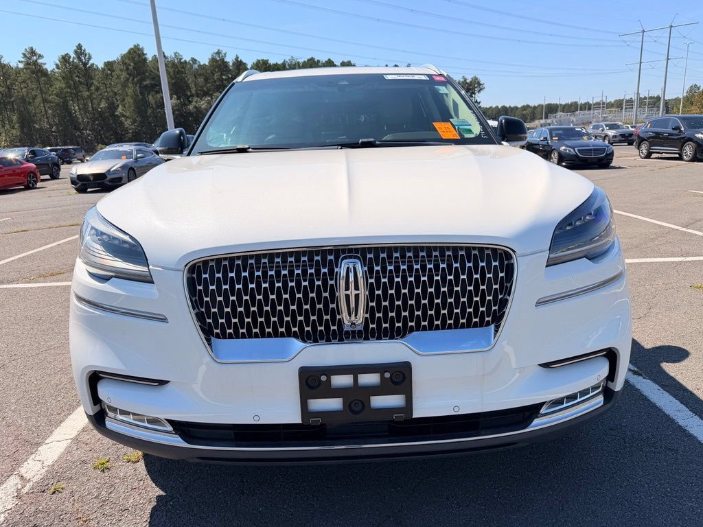 Used 2020 Lincoln Aviator Reserve w/ Equipment Group 201A AWD/4WD image 8