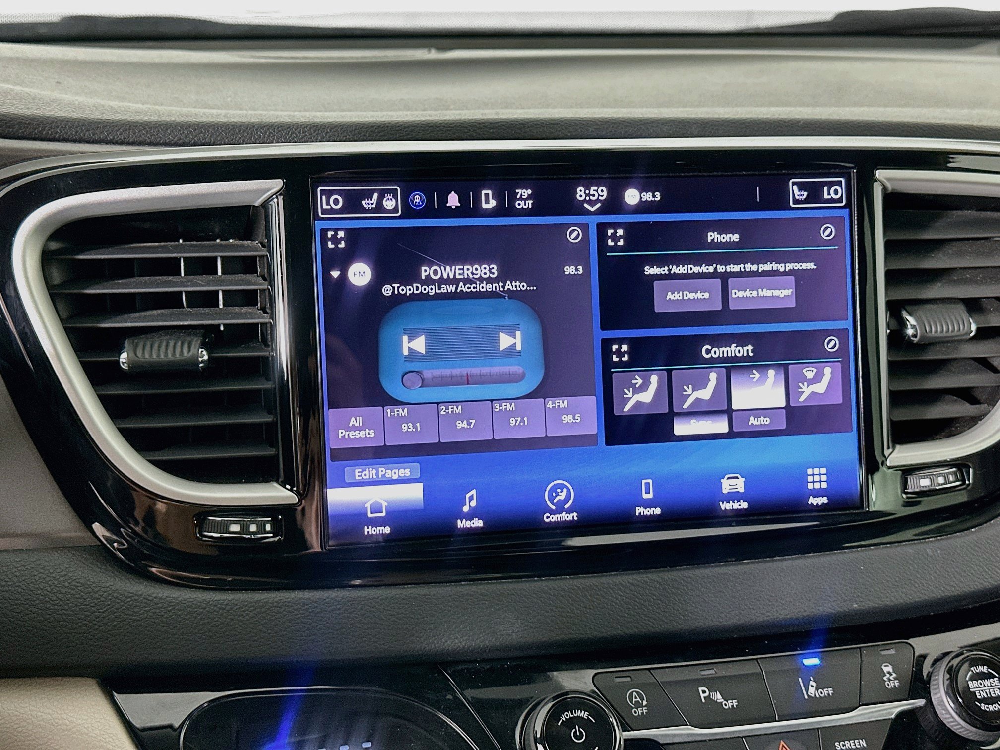 Used 2023 Chrysler Pacifica Touring-L FWD image 21