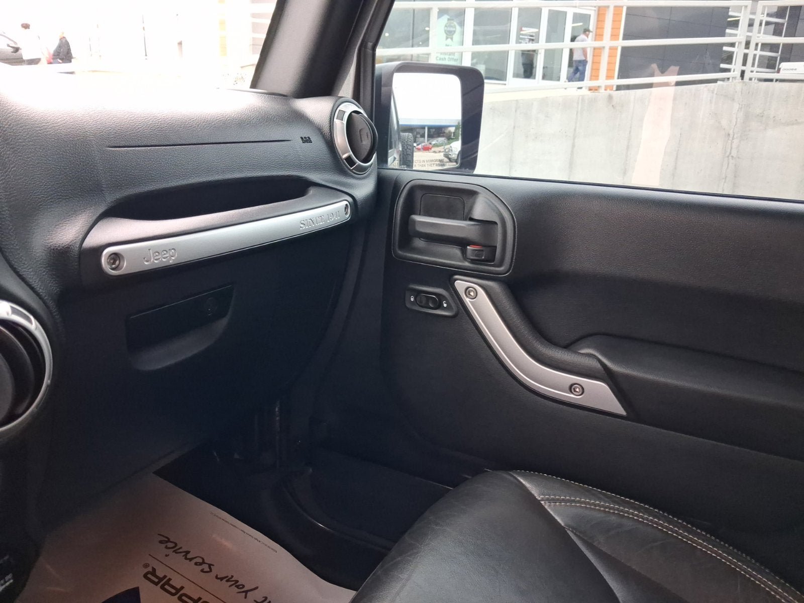 Used 2016 Jeep Wrangler Unlimited Rubicon AWD/4WD image 21