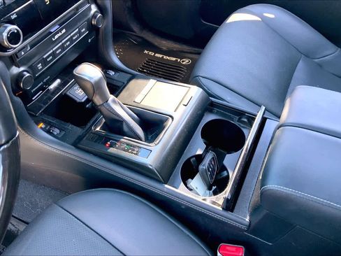 Used 2022 Lexus GX 460 Premium w/ Premium Package image 17